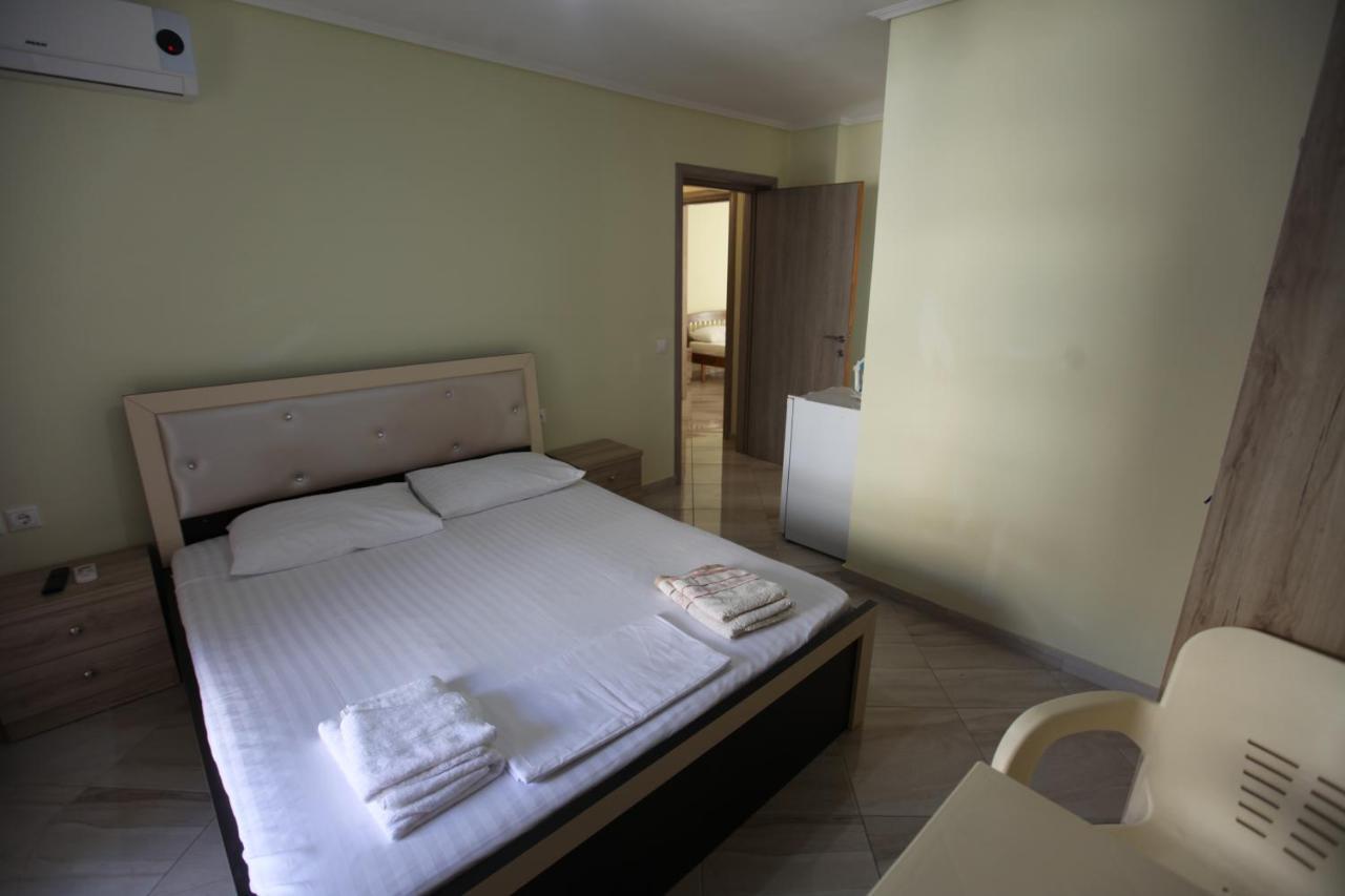 Angjelo Apartments Sarandë Eksteriør bilde