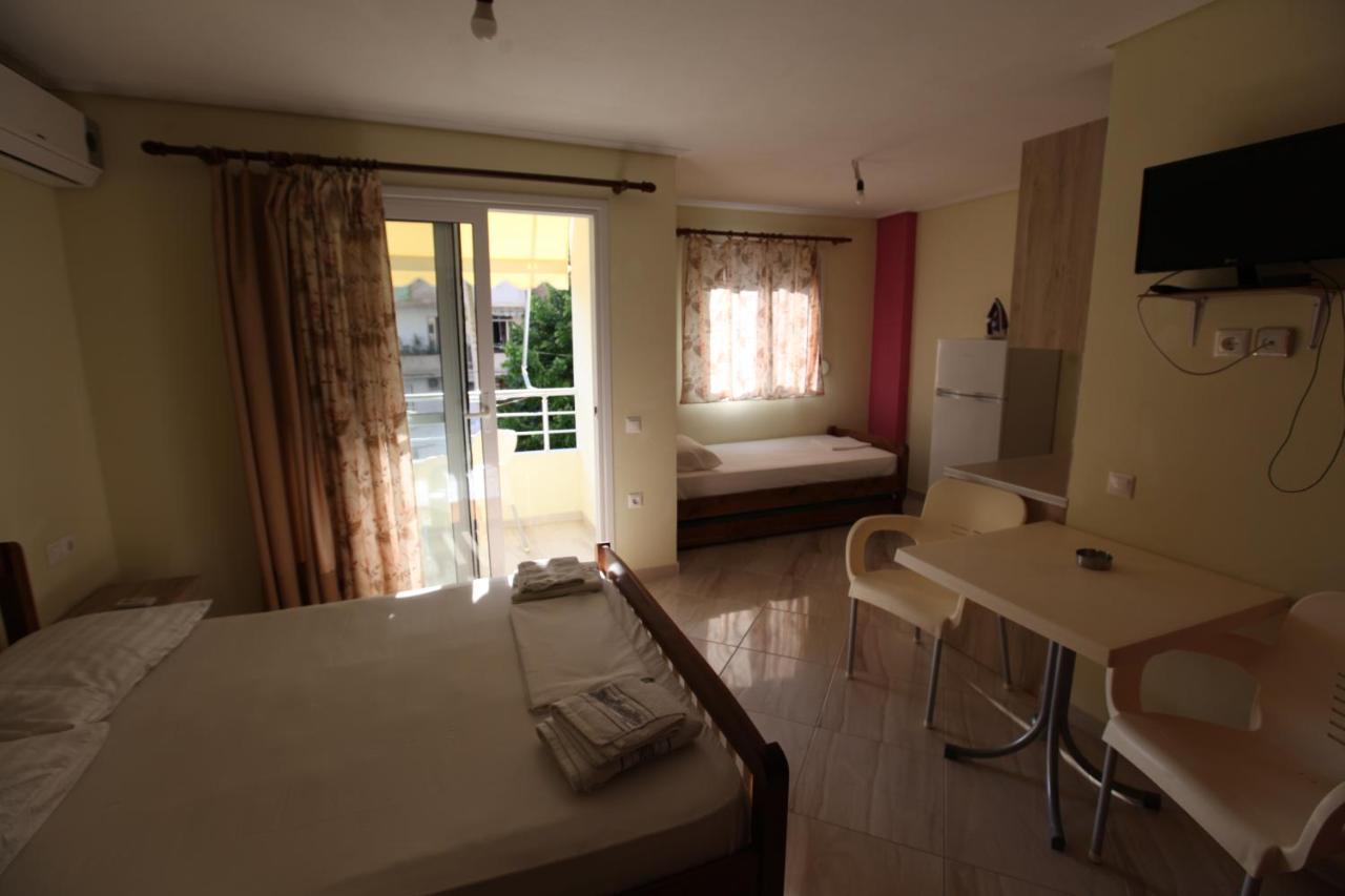 Angjelo Apartments Sarandë Eksteriør bilde
