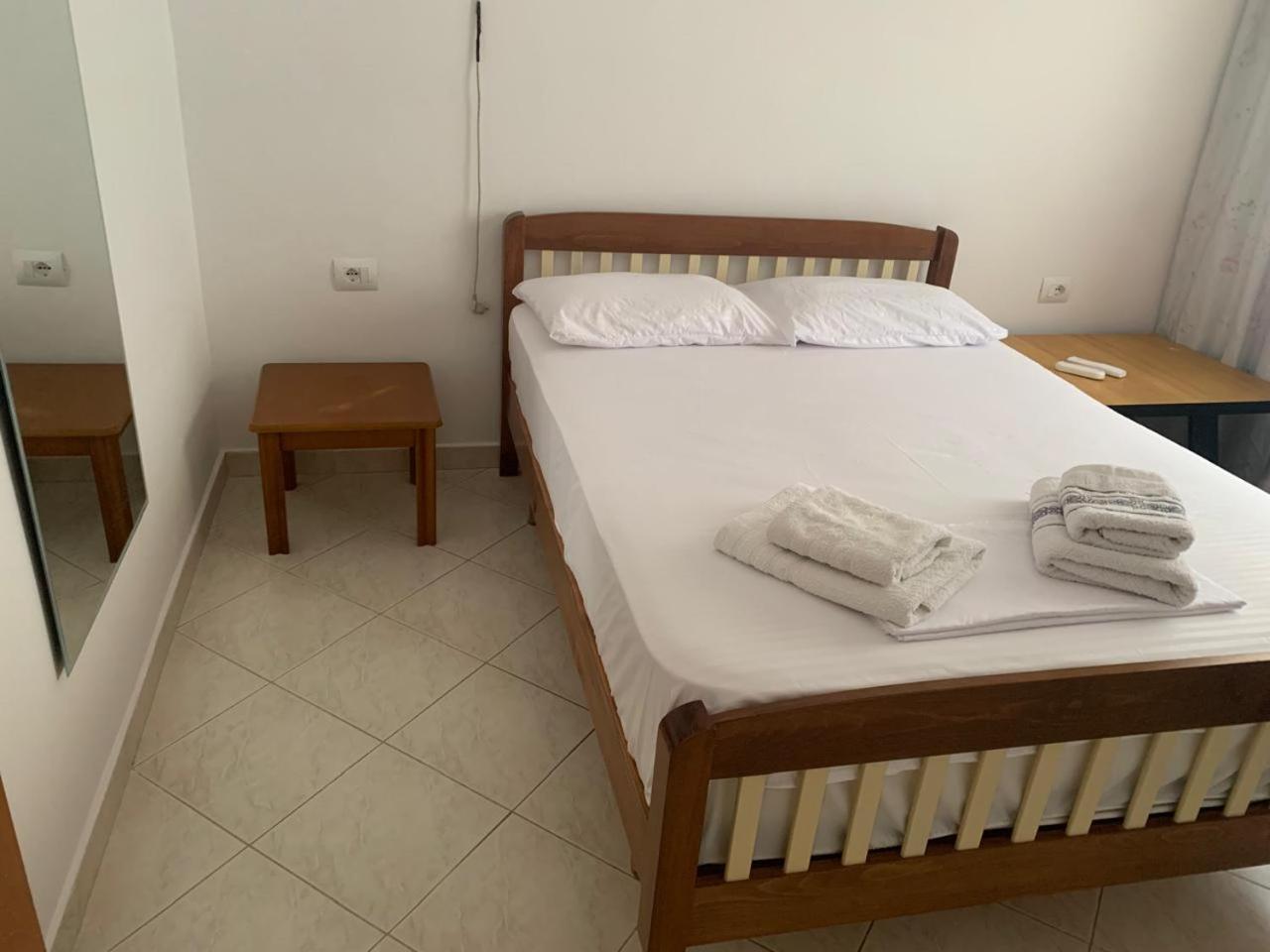 Angjelo Apartments Sarandë Eksteriør bilde