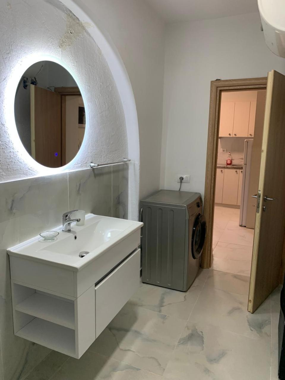 Angjelo Apartments Sarandë Eksteriør bilde